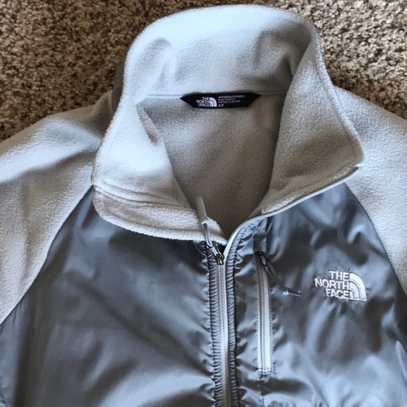 Grey North Face Jacket - Picture 3 of 3